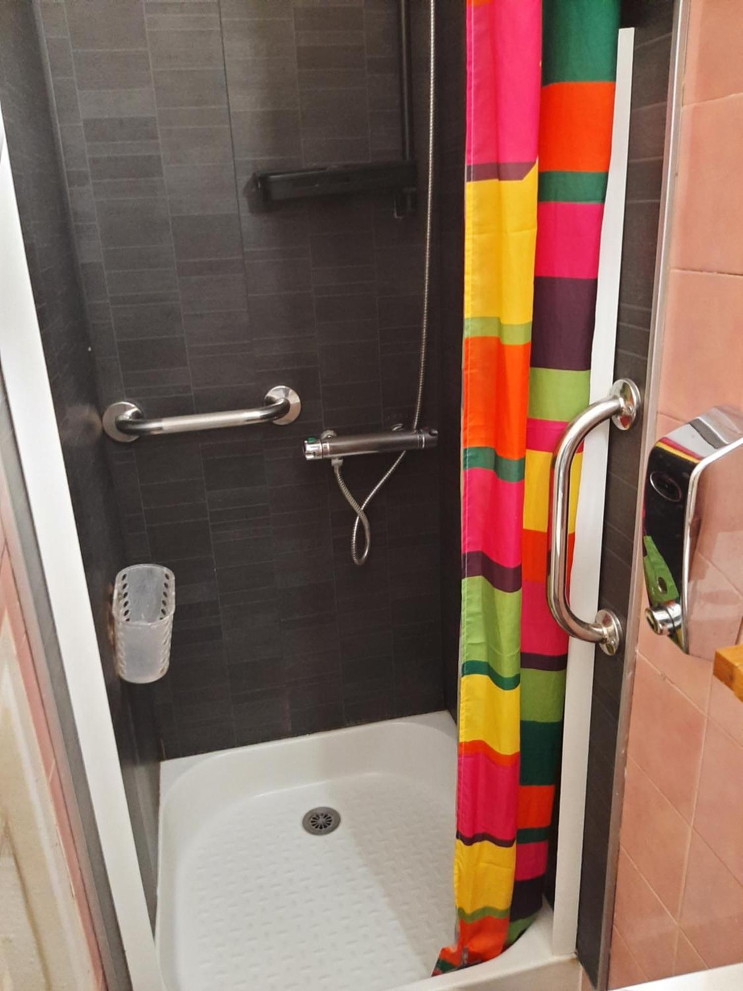 Duplex14H 1Er Etage Jardinet 1 Parking Ou Studio14B Rdc Terrasse Sans Parking Ла-Рошель Екстер'єр фото