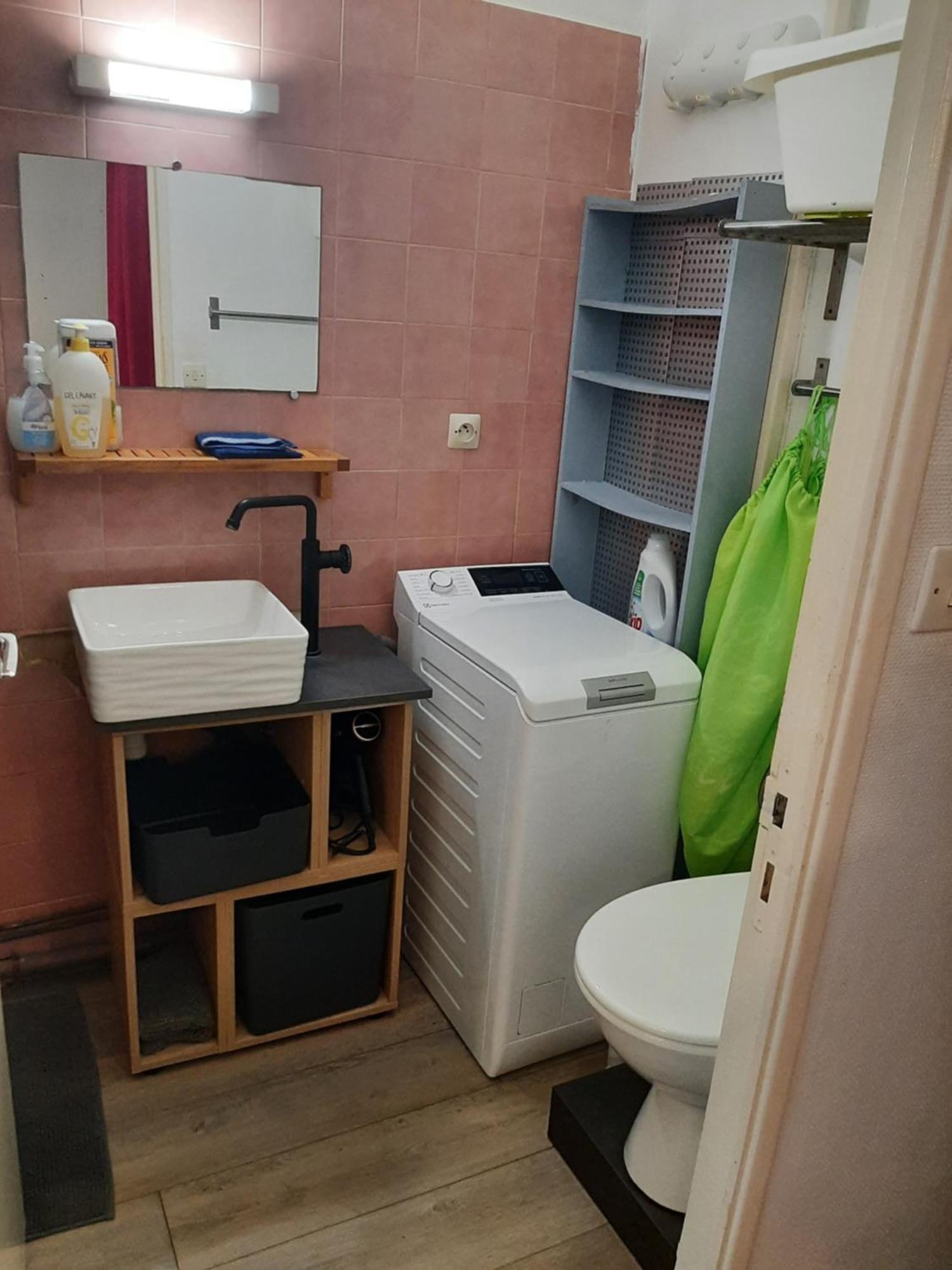 Duplex14H 1Er Etage Jardinet 1 Parking Ou Studio14B Rdc Terrasse Sans Parking Ла-Рошель Екстер'єр фото