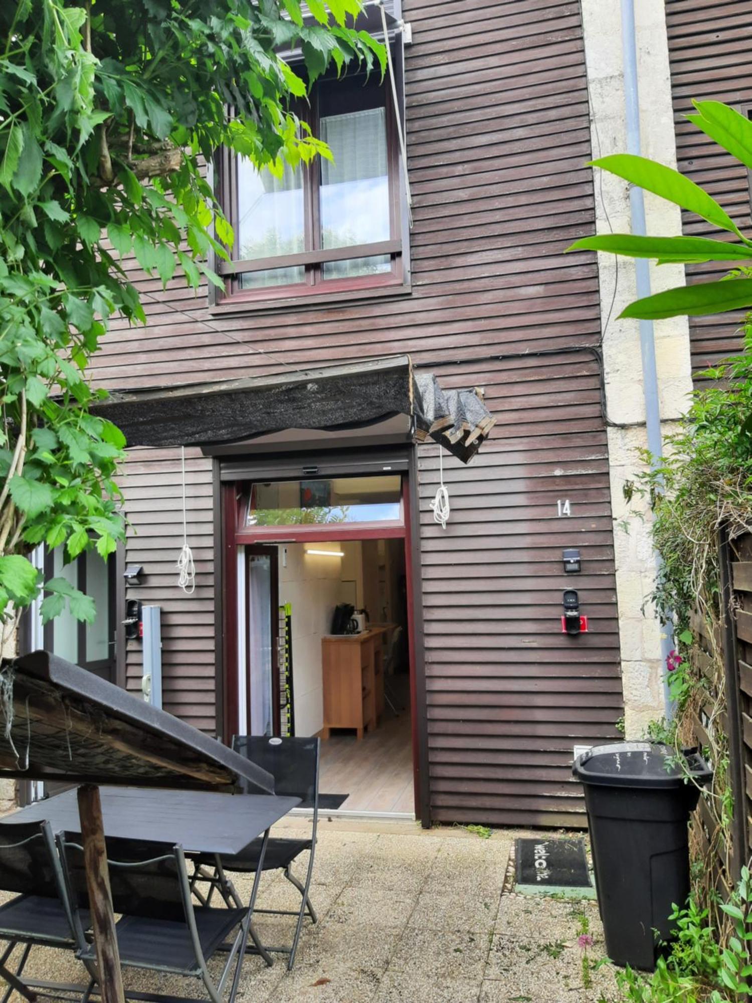 Duplex14H 1Er Etage Jardinet 1 Parking Ou Studio14B Rdc Terrasse Sans Parking Ла-Рошель Екстер'єр фото