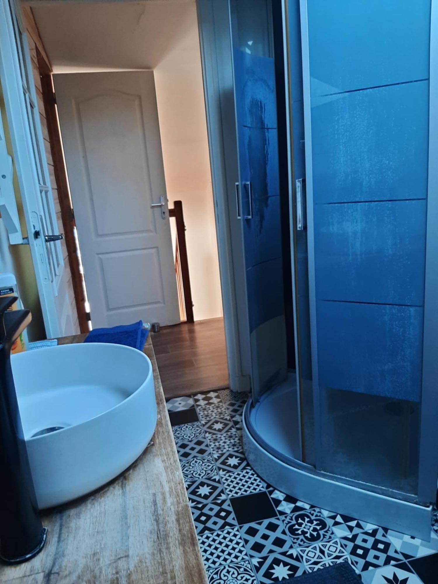 Duplex14H 1Er Etage Jardinet 1 Parking Ou Studio14B Rdc Terrasse Sans Parking Ла-Рошель Екстер'єр фото