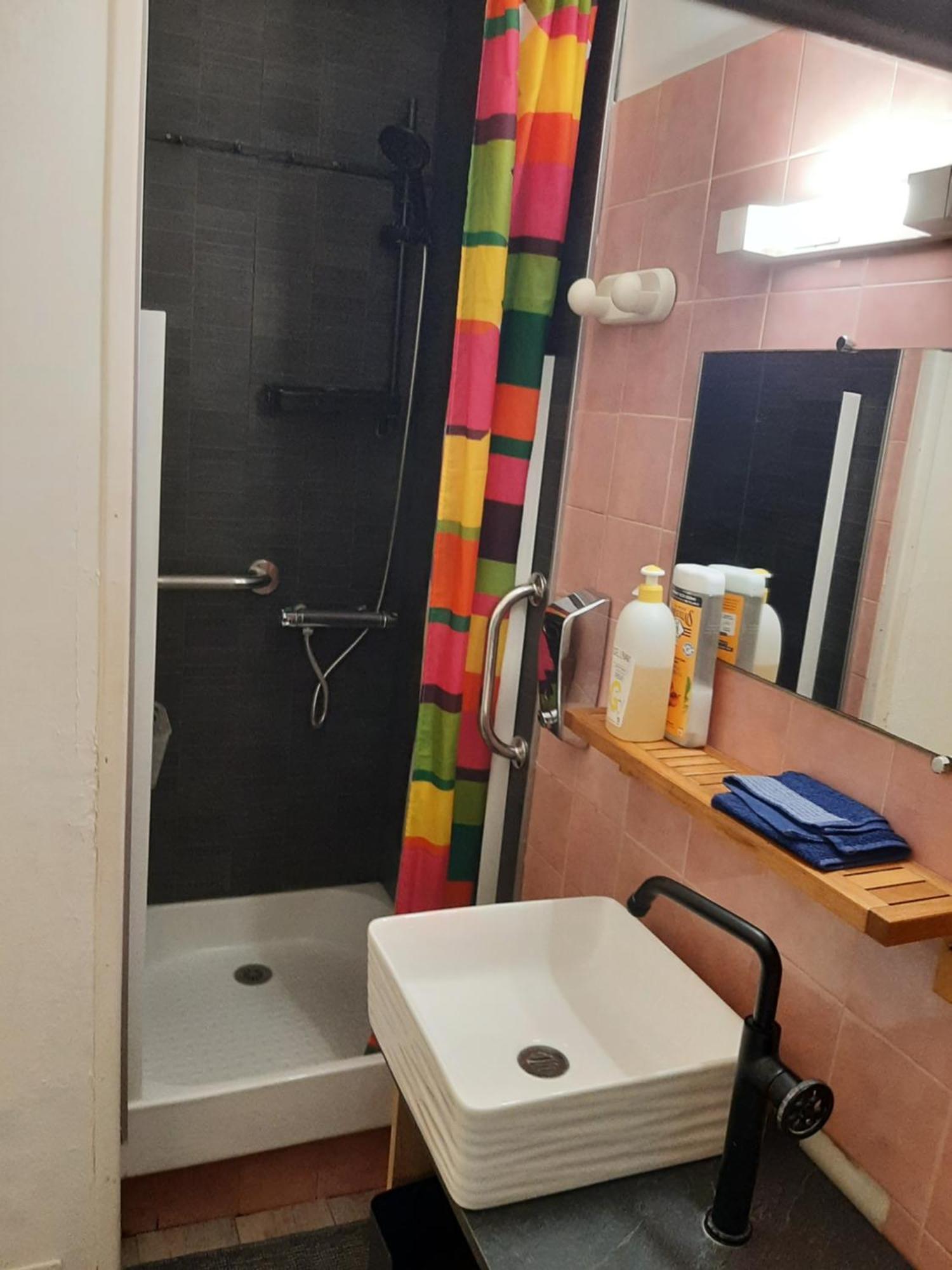 Duplex14H 1Er Etage Jardinet 1 Parking Ou Studio14B Rdc Terrasse Sans Parking Ла-Рошель Екстер'єр фото
