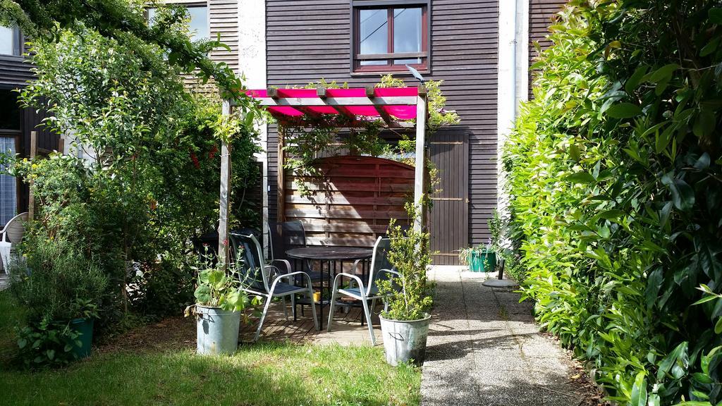 Duplex14H 1Er Etage Jardinet 1 Parking Ou Studio14B Rdc Terrasse Sans Parking Ла-Рошель Екстер'єр фото