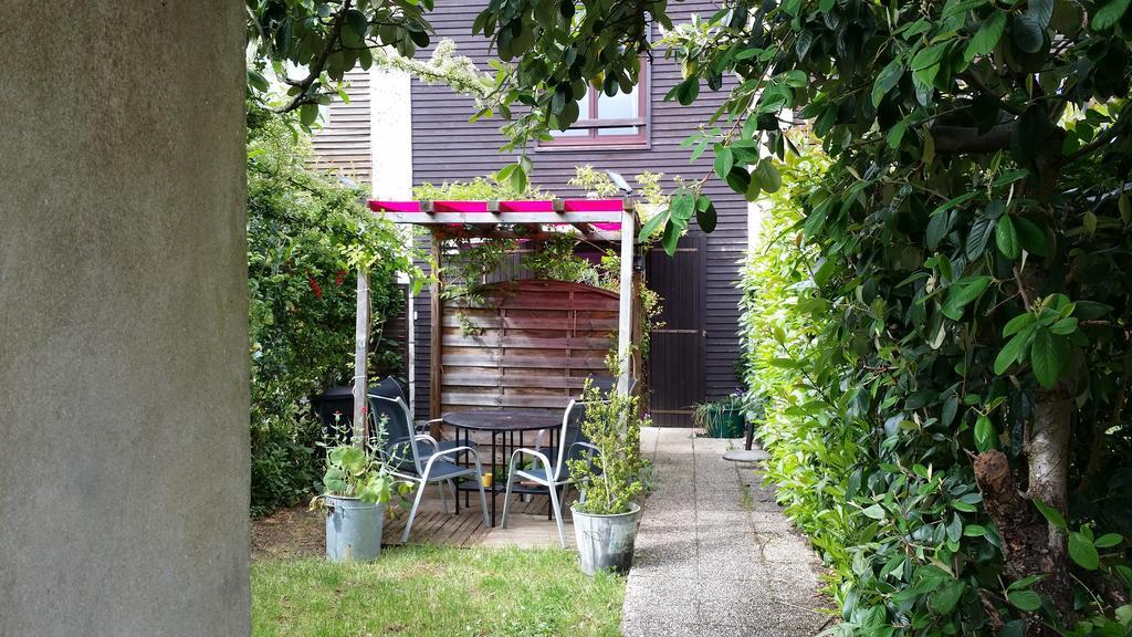 Duplex14H 1Er Etage Jardinet 1 Parking Ou Studio14B Rdc Terrasse Sans Parking Ла-Рошель Екстер'єр фото
